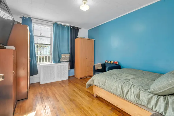 $984,999 | 807 73rd Street, North Bergen, NJ 07047