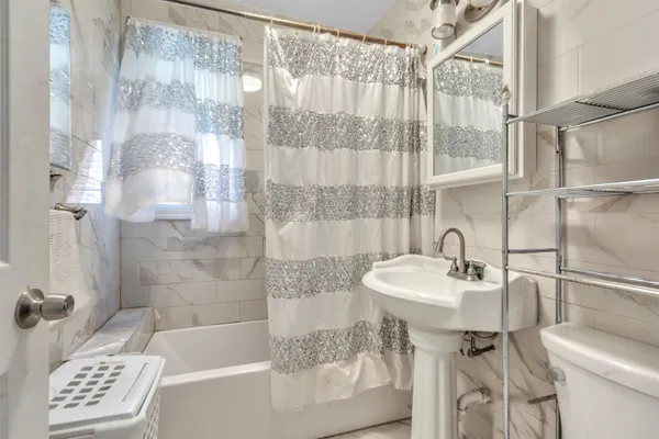 $984,999 | 807 73rd Street, North Bergen, NJ 07047