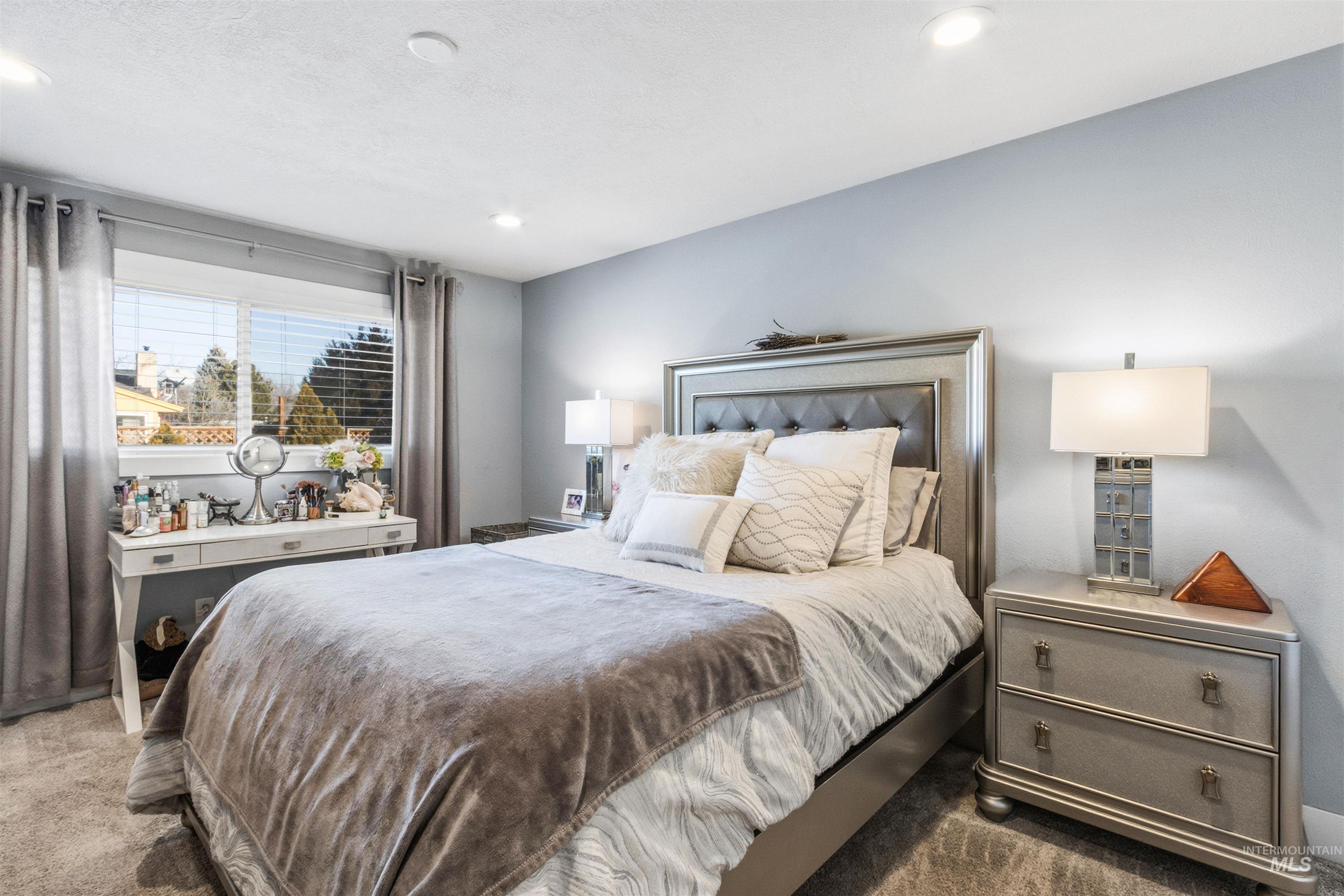 3844 North Patton Street Boise, ID 83704 - Photo 12 of 33 Bedroom featuring carpet
