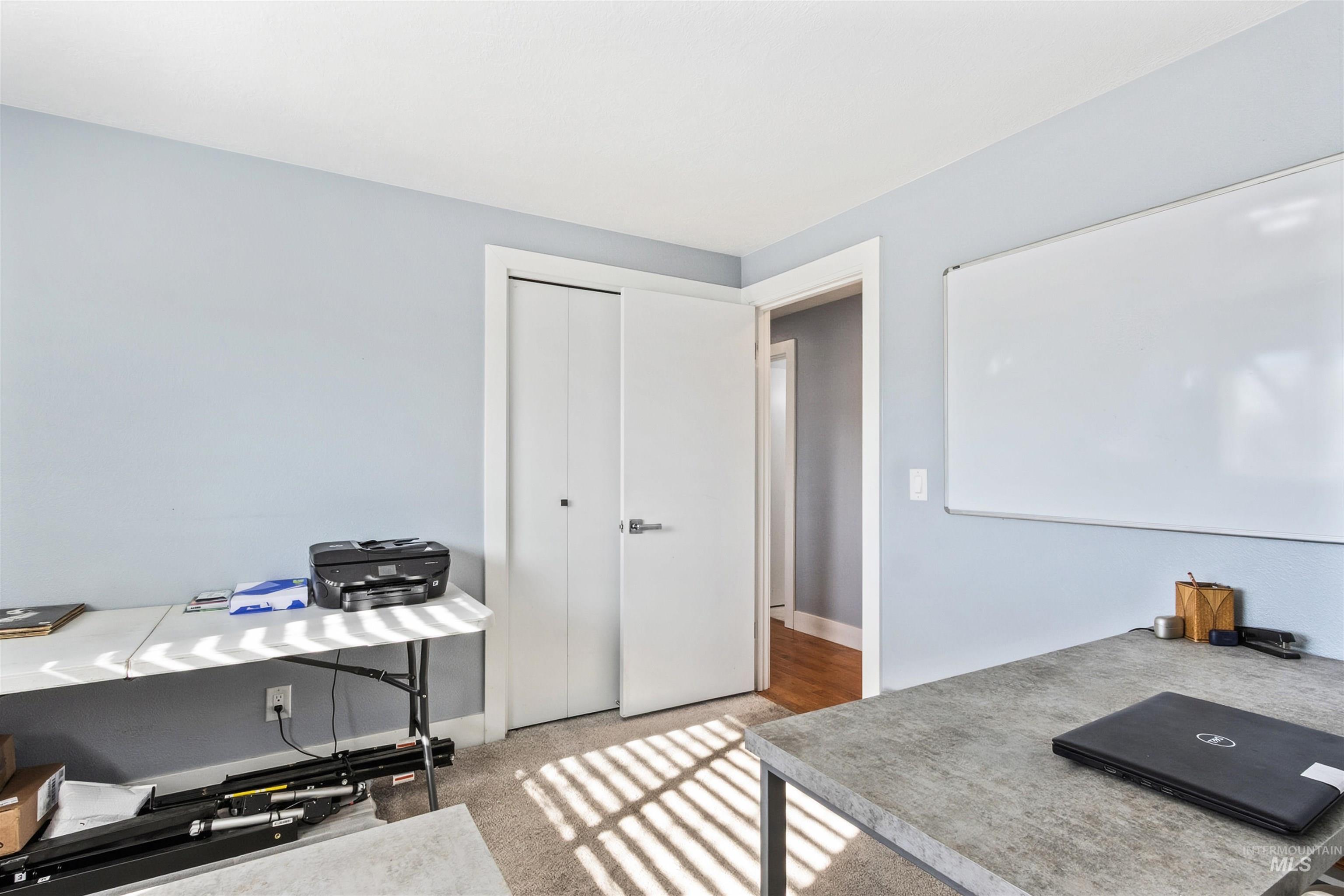 3844 North Patton Street Boise, ID 83704 - Photo 21 of 33 Office with light carpet and baseboards
