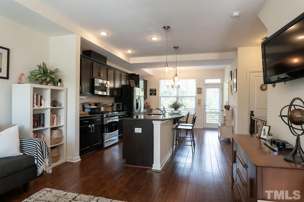 1653 Crafton Way Raleigh, NC 27607 - Photo 5 of 25