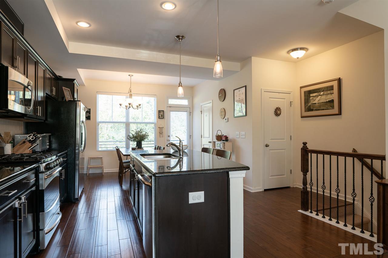 1653 Crafton Way Raleigh, NC 27607 - Photo 6 of 25