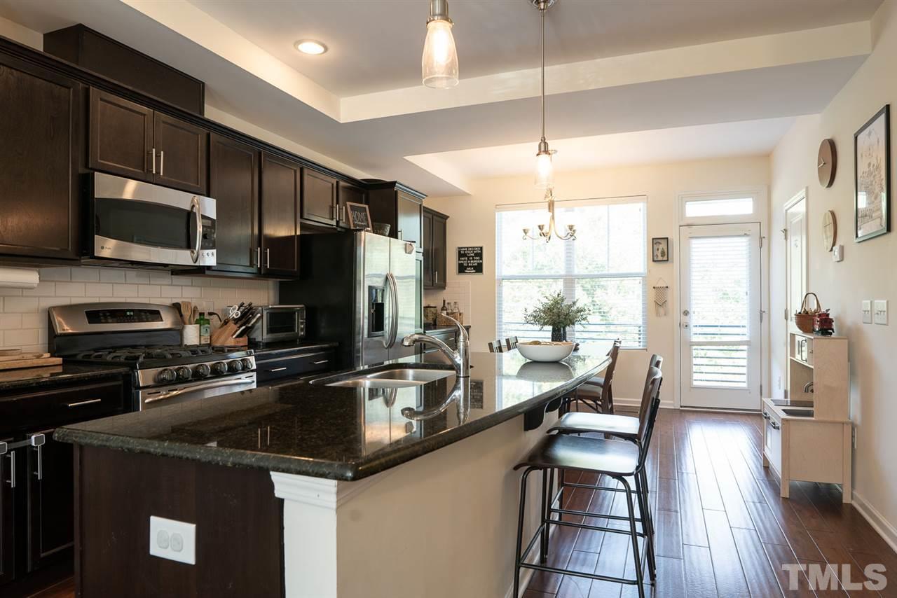 1653 Crafton Way Raleigh, NC 27607 - Photo 7 of 25