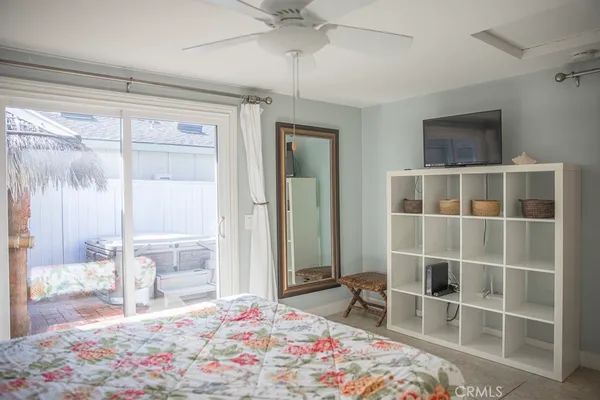 $5,000 | 1086 Glenneyre Street, Laguna Beach, CA 92651