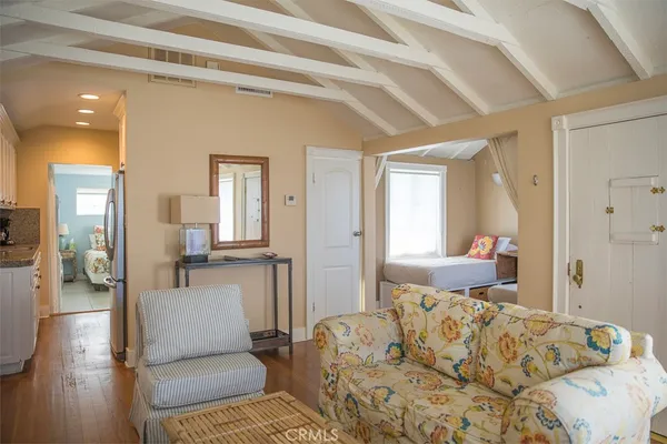 $5,000 | 1086 Glenneyre Street, Laguna Beach, CA 92651