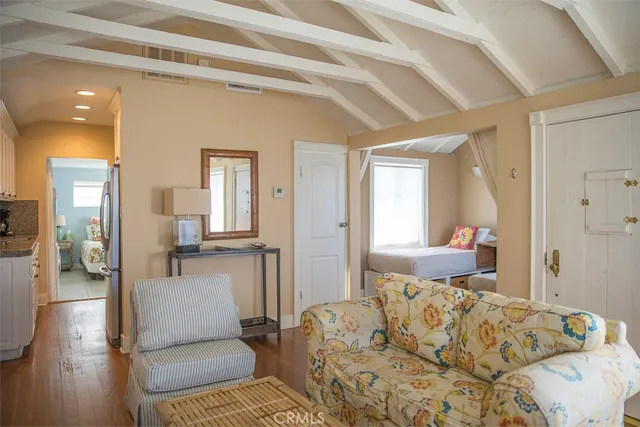 $5,000 | 1086 Glenneyre Street, Laguna Beach, CA 92651