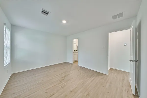 $2,000 | 3787 Solanum Drive, Conroe, TX 77301