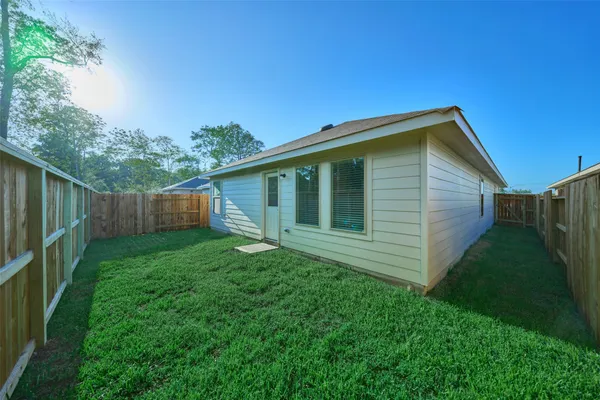 $2,000 | 3787 Solanum Drive, Conroe, TX 77301