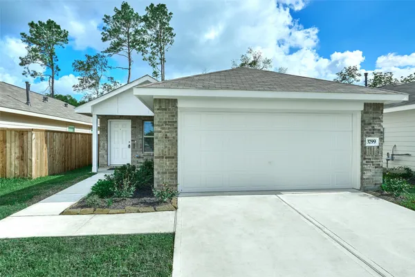$2,000 | 3787 Solanum Drive, Conroe, TX 77301