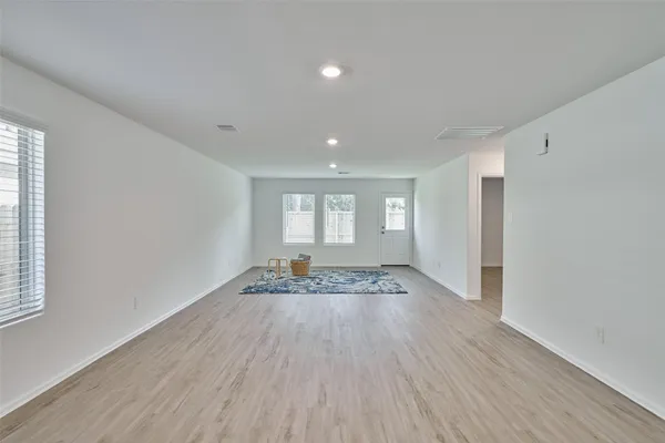 $2,000 | 3787 Solanum Drive, Conroe, TX 77301