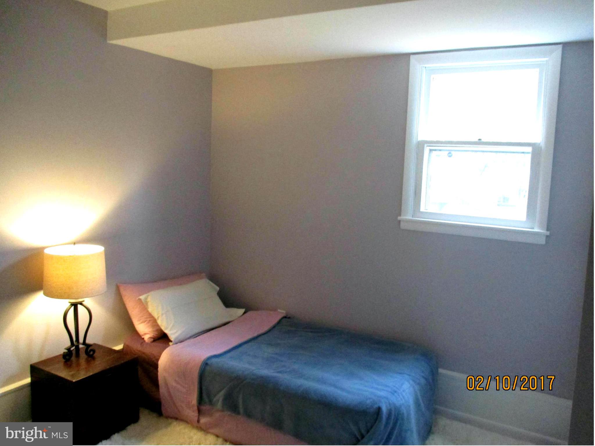 1760 Nanticoke Road Pasadena, MD 21122 - Photo 25 of 29 Bedroom