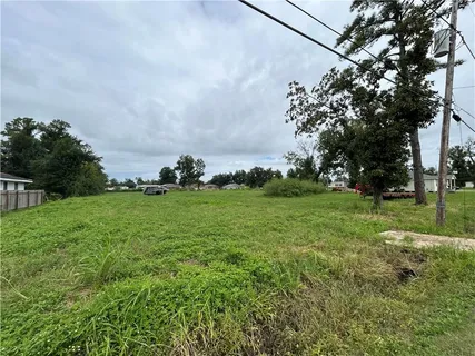 $70,000 | 725 Vans Lane, Destrehan, LA 70047