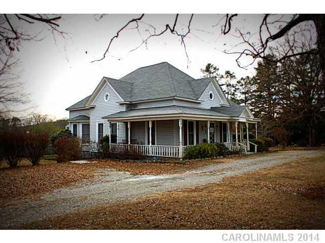 1436 Miles Road Dallas, NC 28034 - Photo 2 of 16