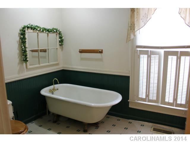 1436 Miles Road Dallas, NC 28034 - Photo 6 of 16