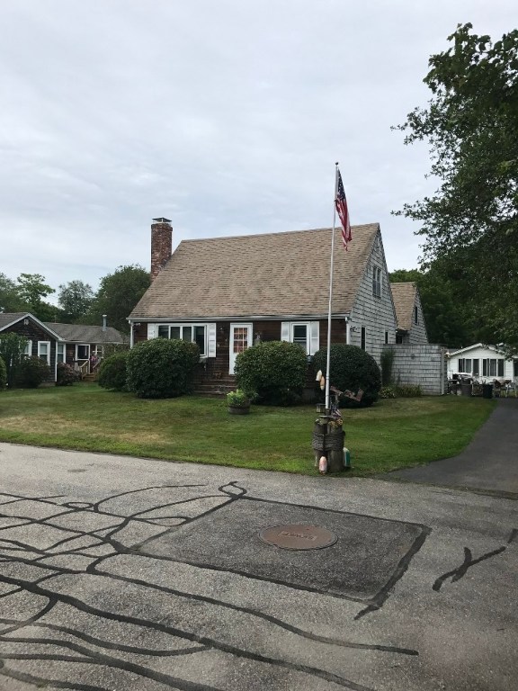 20 Ashbrook Road Narragansett, RI 02882 - Photo 2 of 3 Gallery Image 2