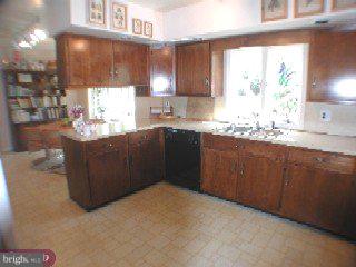 992 Culti Packer Road Yardley, PA 19067 - Photo 6 of 6 Gallery Image 6