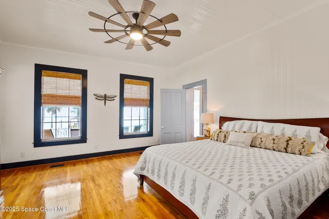 $899,999 | 3945 Indian River Drive, Cocoa, FL 32926