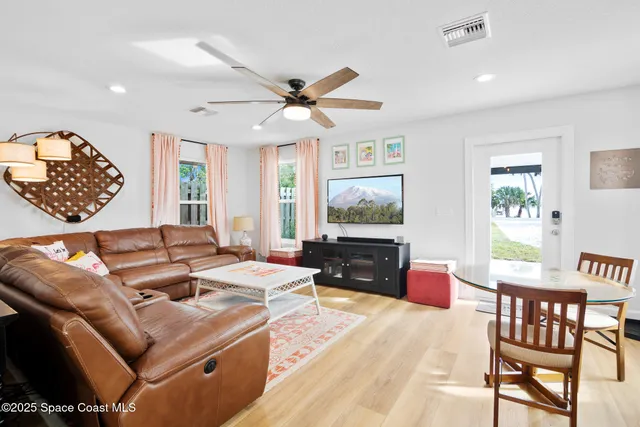 $899,999 | 3945 Indian River Drive, Cocoa, FL 32926