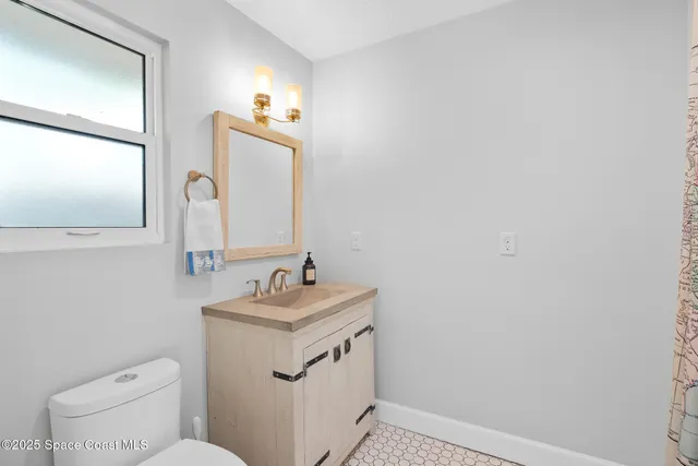 $899,999 | 3945 Indian River Drive, Cocoa, FL 32926