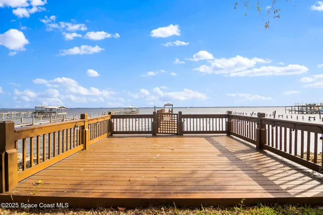 $899,999 | 3945 Indian River Drive, Cocoa, FL 32926