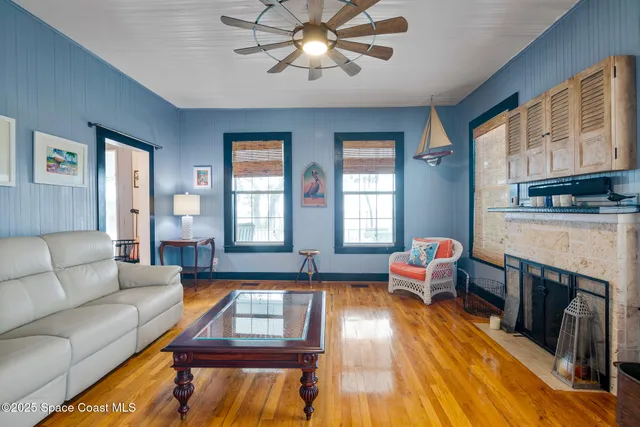 $899,999 | 3945 Indian River Drive, Cocoa, FL 32926