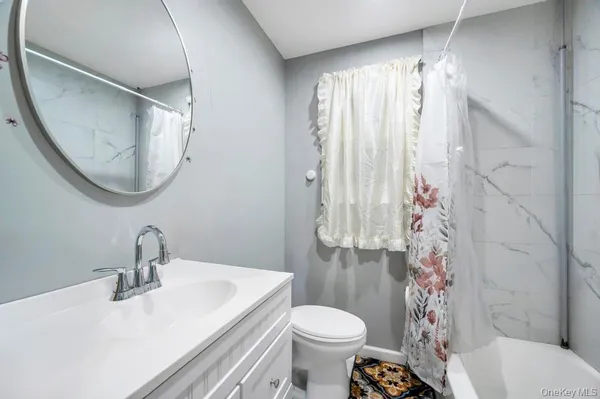 $640,000 | 39 Andrews Avenue, Wheatley Heights, NY 11798