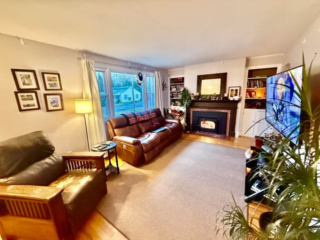 $299,000 | 8 Lloyd Road, Waterville, ME 04901