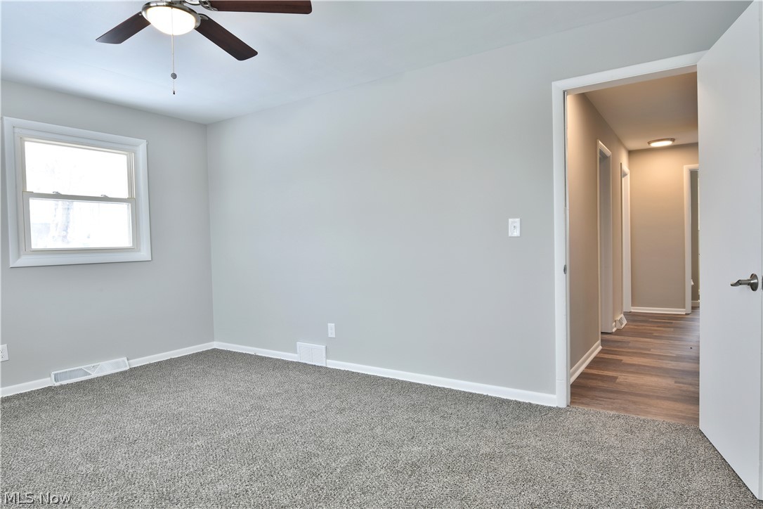 2136 Ruth Street Hubbard, OH 44425 - Photo 18 of 35 Gallery Image 18