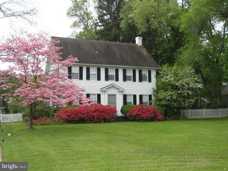 17521 Old Baltimore Road Olney, MD 20832 - Photo 1 of 27 Exterior (General)