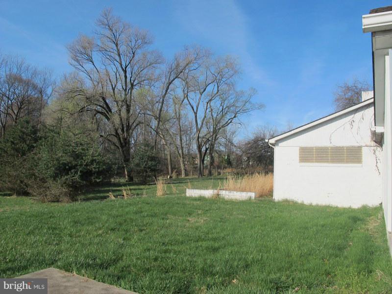 17521 Old Baltimore Road Olney, MD 20832 - Photo 22 of 27 Exterior (General)
