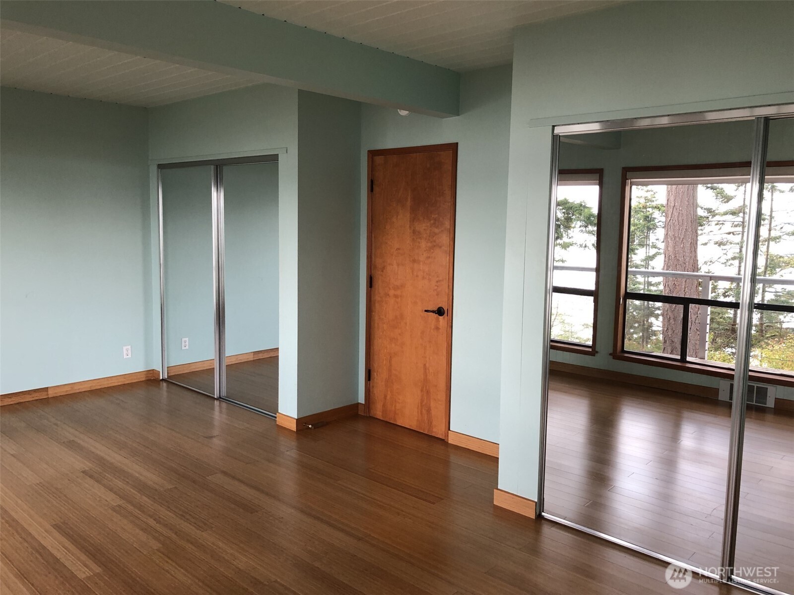 3155 Fox Spit Road Langley, WA 98260 - Photo 12 of 18 Gallery Image 12