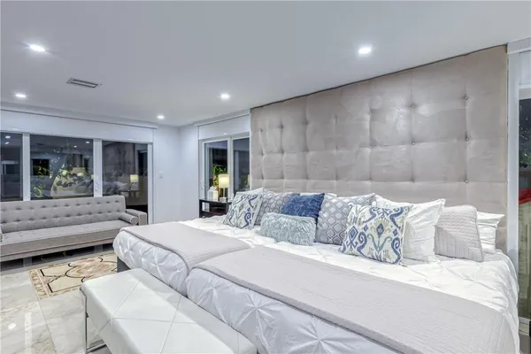 $19,995 | 1800 Admirals Way, Fort Lauderdale, FL 33316