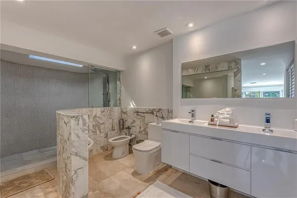 $19,995 | 1800 Admirals Way, Fort Lauderdale, FL 33316