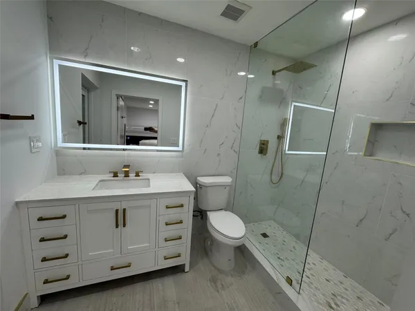 $19,995 | 1800 Admirals Way, Fort Lauderdale, FL 33316