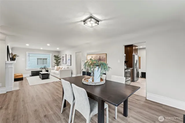 $585,000 | 422 8th Avenue Northeast, Puyallup, WA 98372