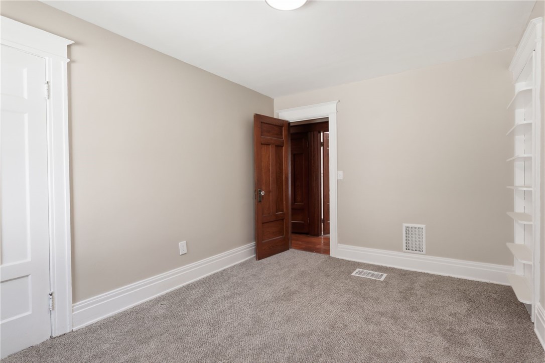 133 Parkside Avenue Rochester, NY 14609 - Photo 21 of 29