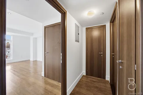 $729,000 | 21-24 30th Avenue, Unit 4A | Astoria