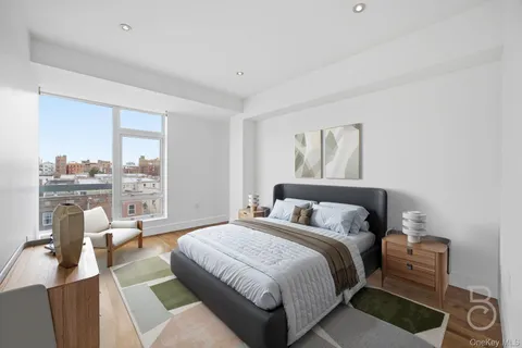 $729,000 | 21-24 30th Avenue, Unit 4A | Astoria