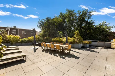 $729,000 | 21-24 30th Avenue, Unit 4A | Astoria