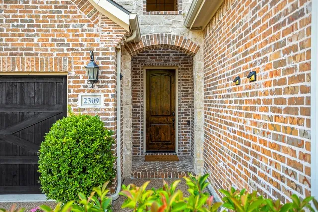 $650,000 | 2309 Chadwick Lane, Garland, TX 75044