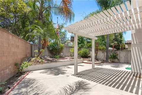 $1,580,000 | 38 Eaglecreek, Irvine, CA 92618
