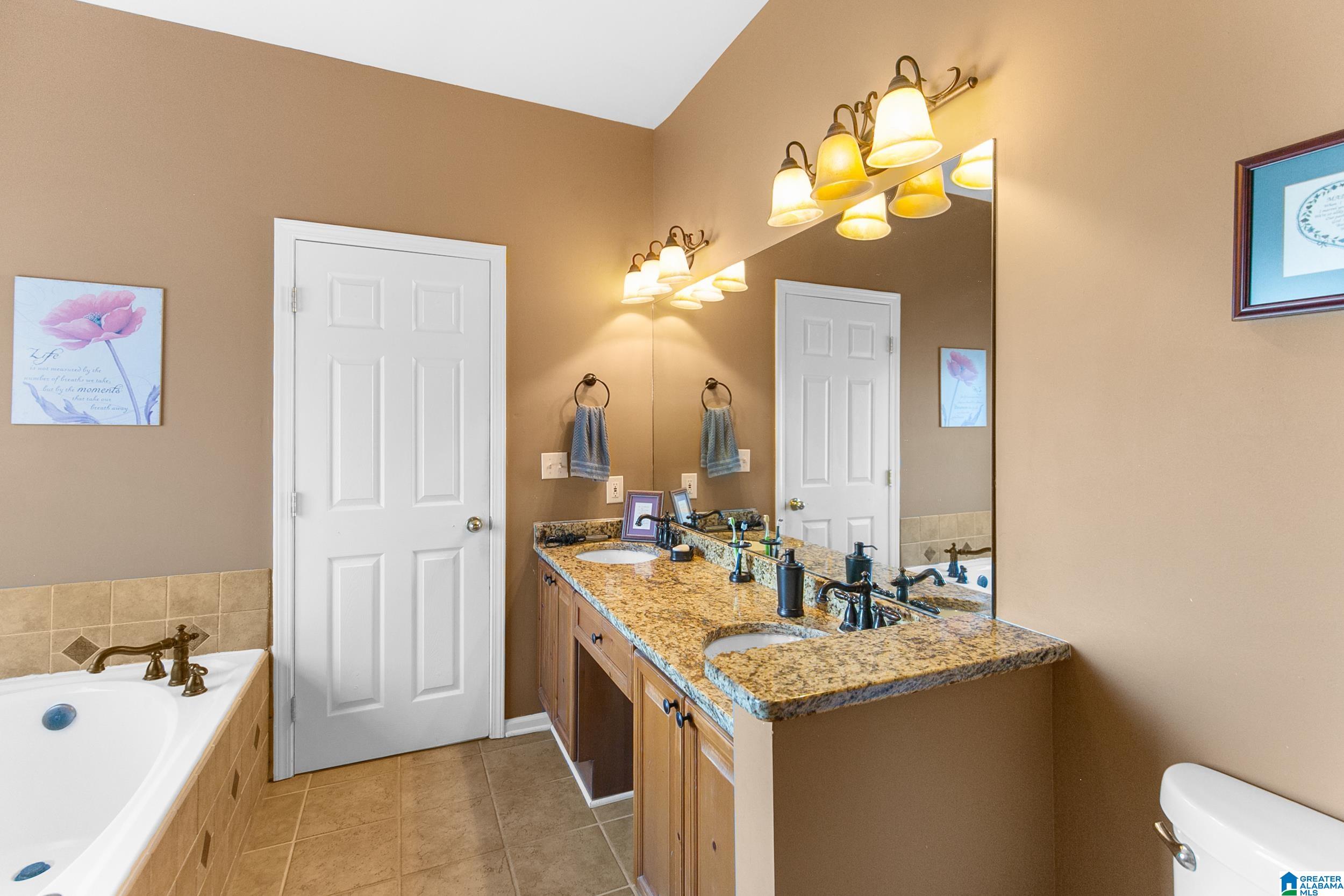 200 Grand Club Circle Alabaster, AL 35114 - Photo 33 of 43