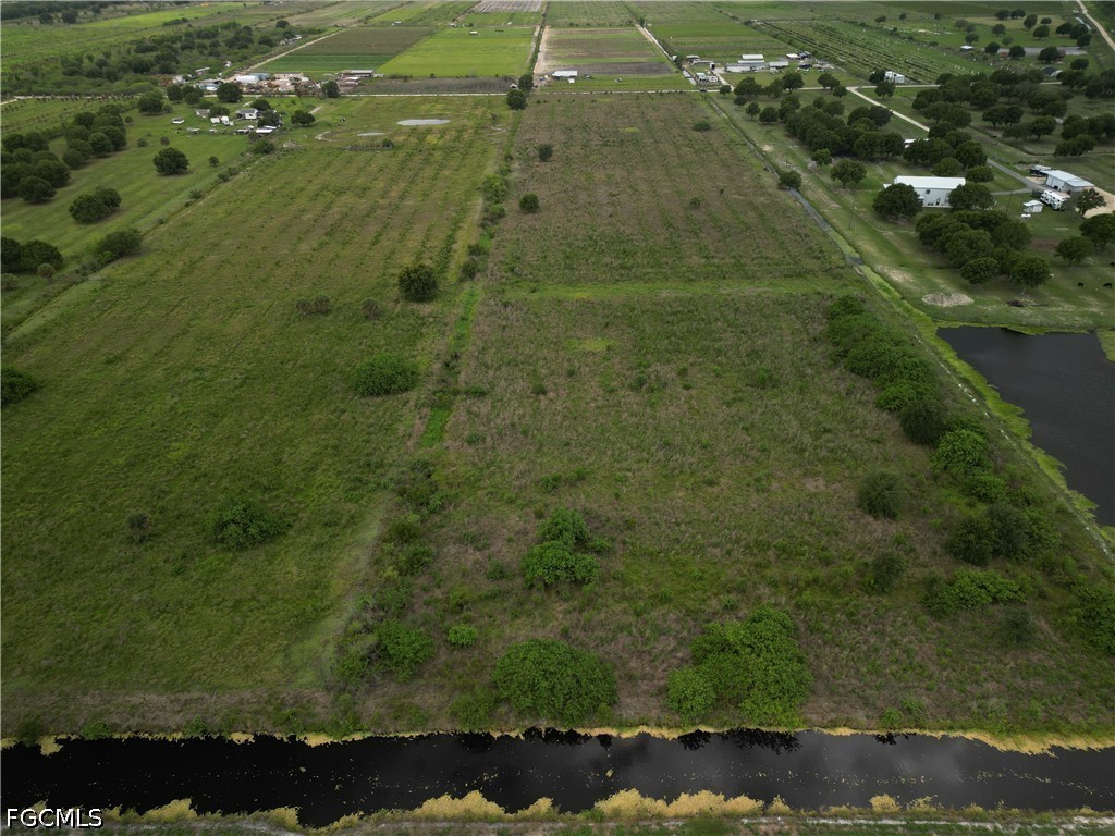 3rd Road LaBelle, FL 33935 - Photo 4 of 19 a view of a yard