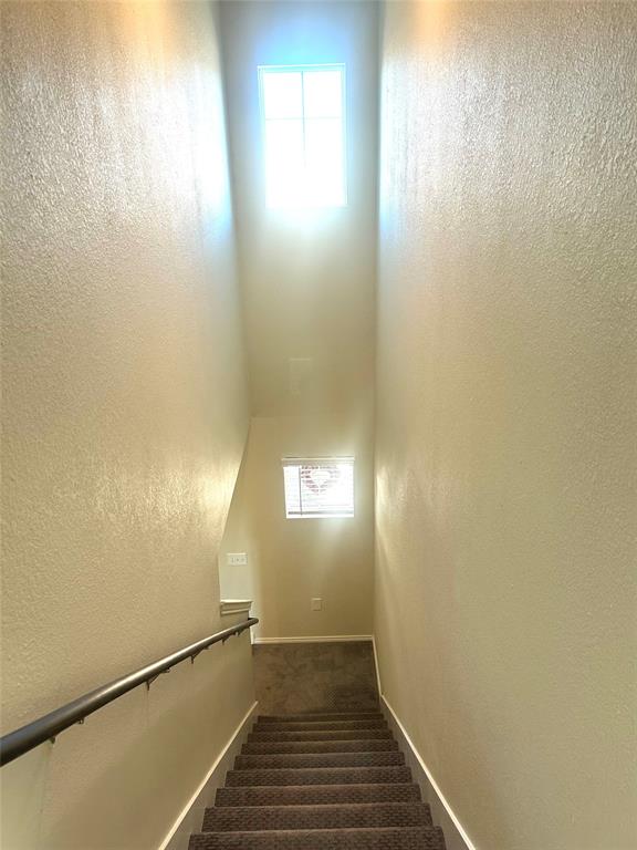 455 Manchester Street Van Alstyne, TX 75495 - Photo 19 of 21 Newer carpeting and accent window