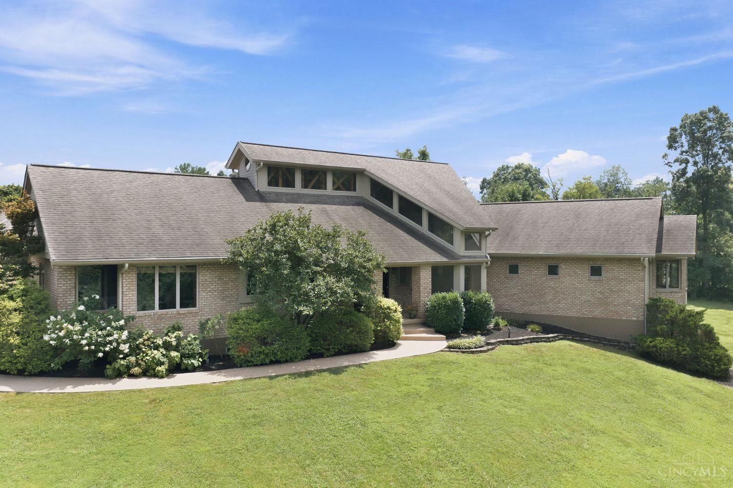 656 8 Mile Road Cincinnati, OH 45255 - Photo 3 of 99