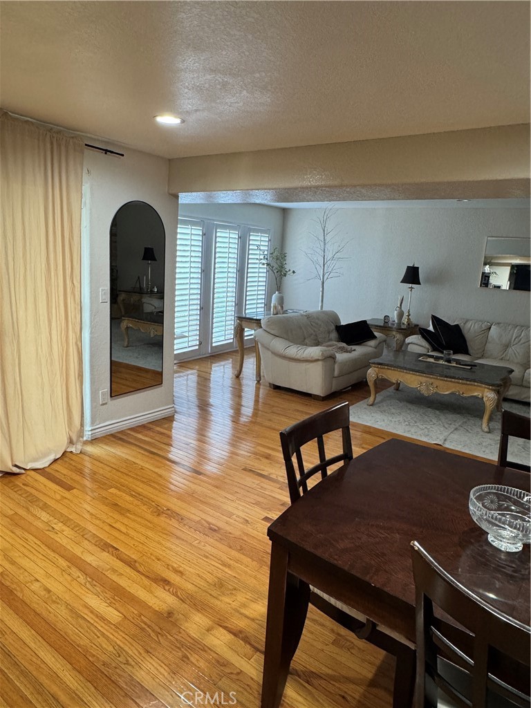 27914 West Shore Road Lake Arrowhead, CA 92352 - Photo 4 of 22 a workspace with furniture and window