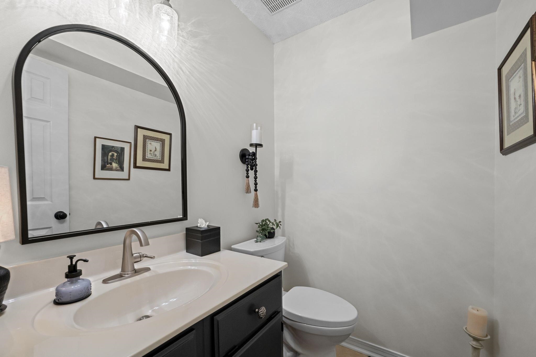 510 Ridgewood Drive Daphne, AL 36526 - Photo 27 of 51 Bathroom