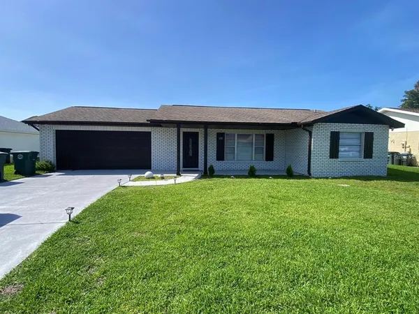 $3,000 | 962 Country Club Avenue, Daytona Beach, FL 32114