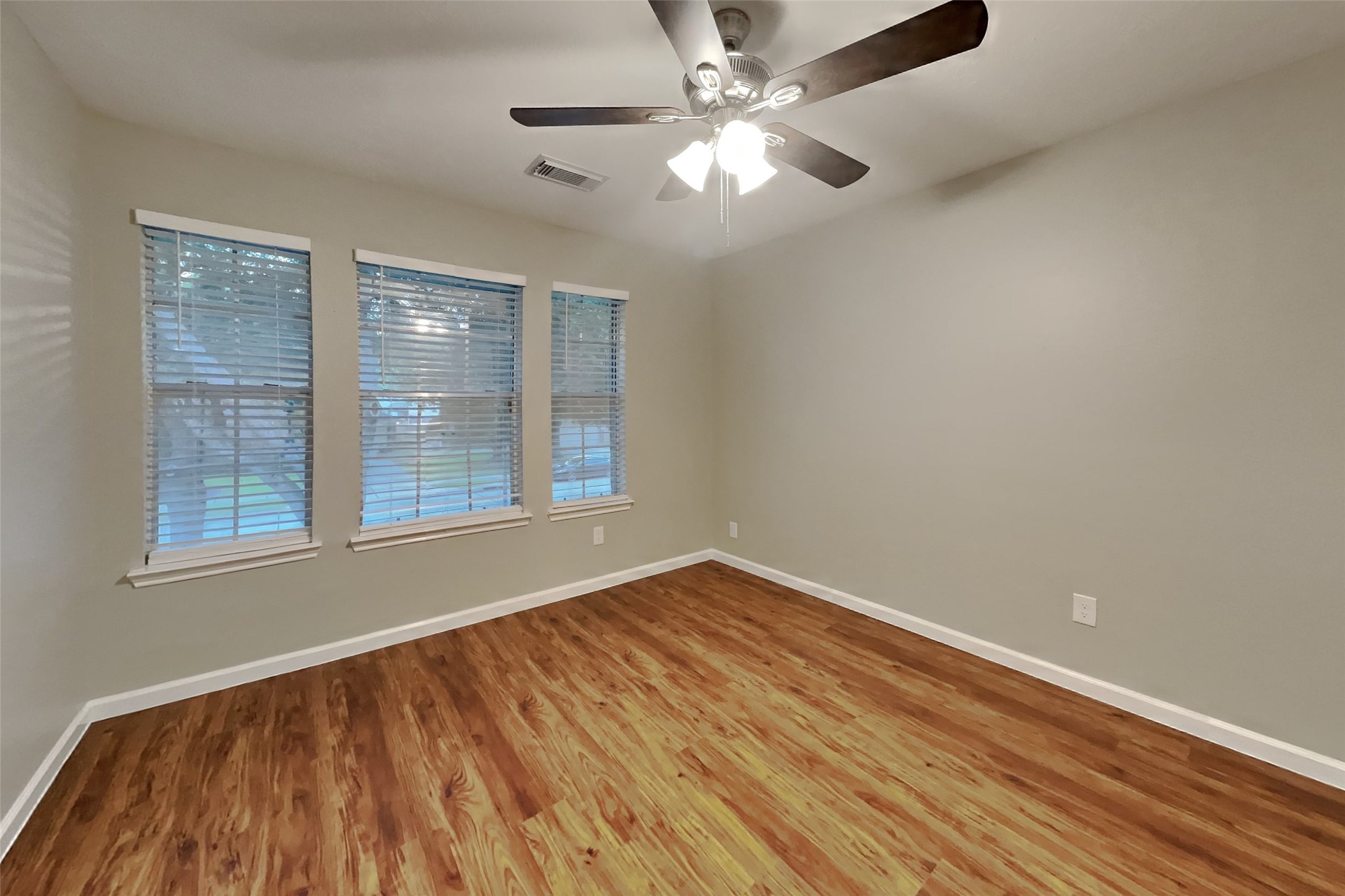 1427 Redwood Village Circle Spring, TX 77386 - Photo 14 of 22