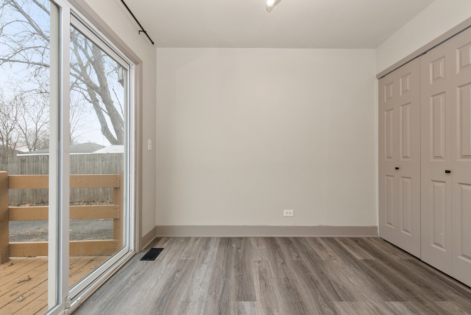 836 Lily Cache Lane Bolingbrook, IL 60440 - Photo 13 of 31